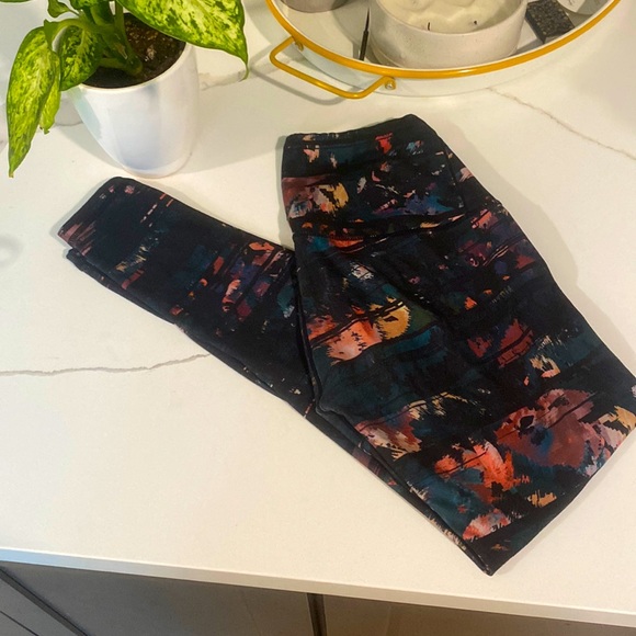 PrAna || ‘Kimble’ Printed High-Rise 7/8 Leggings - Picture 4 of 12